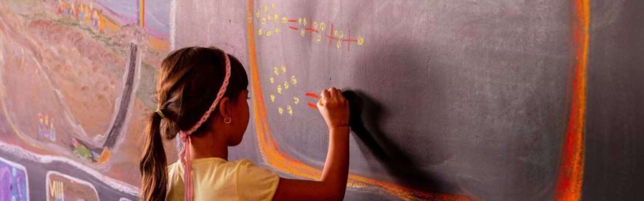 cropped-Escola-Livre-98-1-1024x682